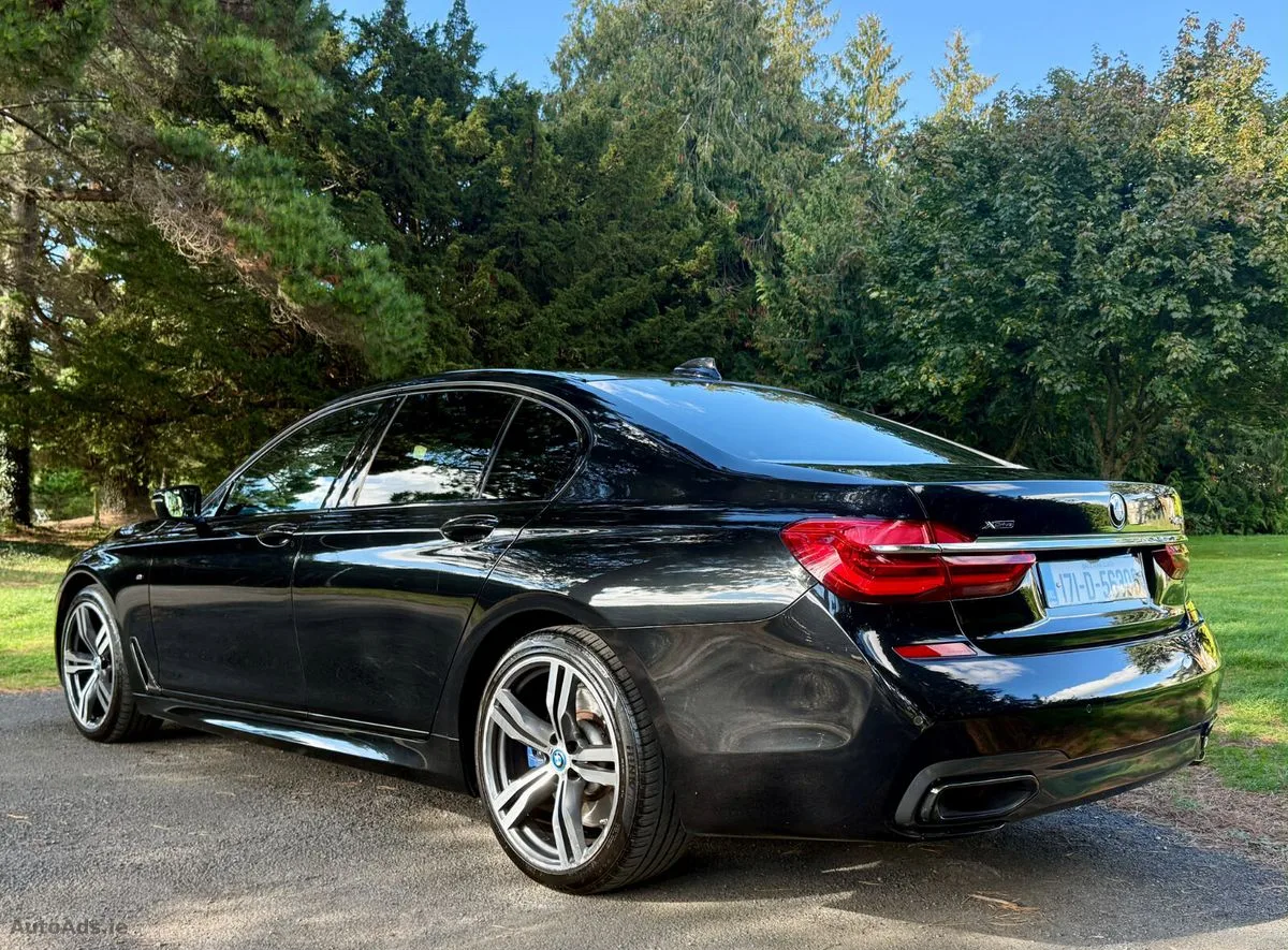 2017 BMW 7-Series – photo 6