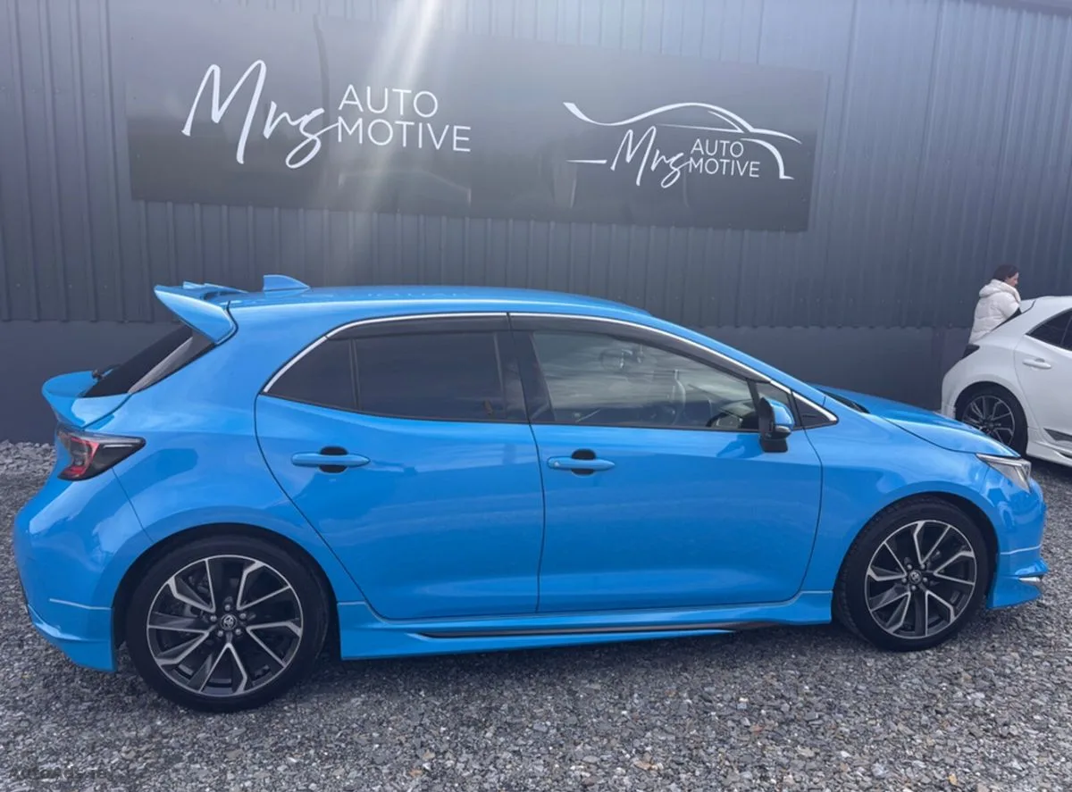 2020 Toyota Corolla – photo 2