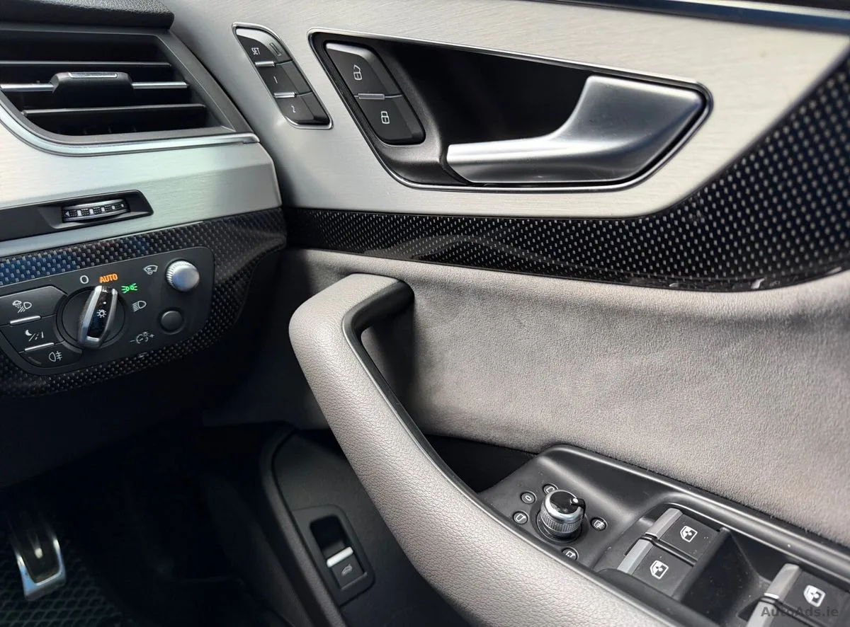 2017 Audi SQ7 – photo 11