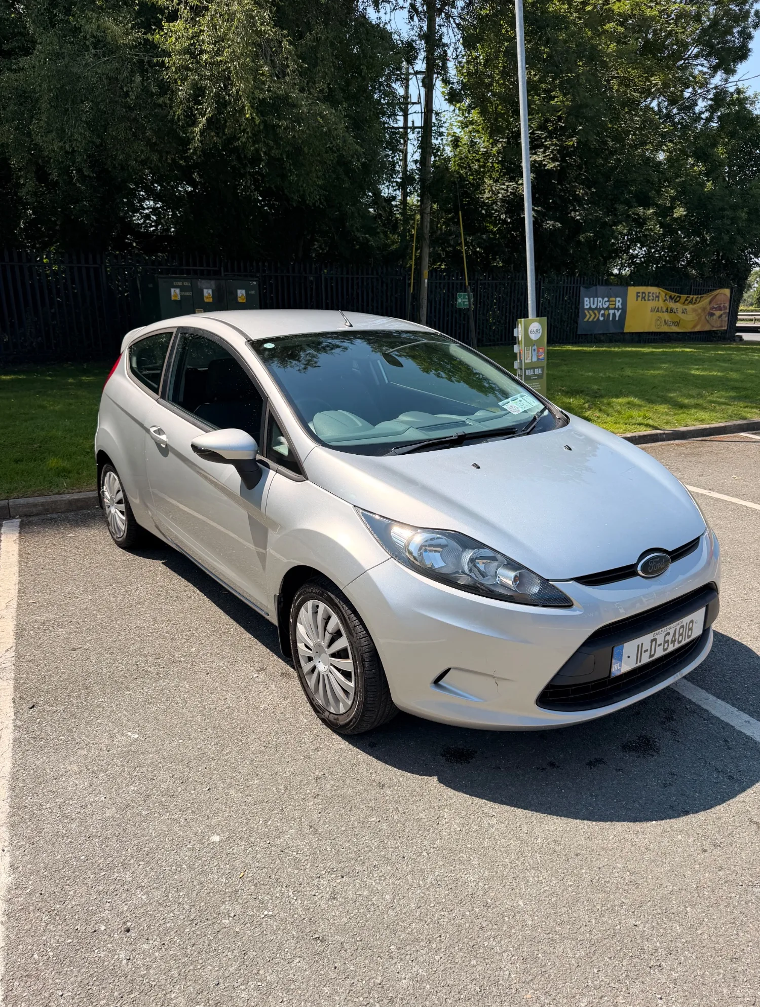 2011 Ford Fiesta – photo 3