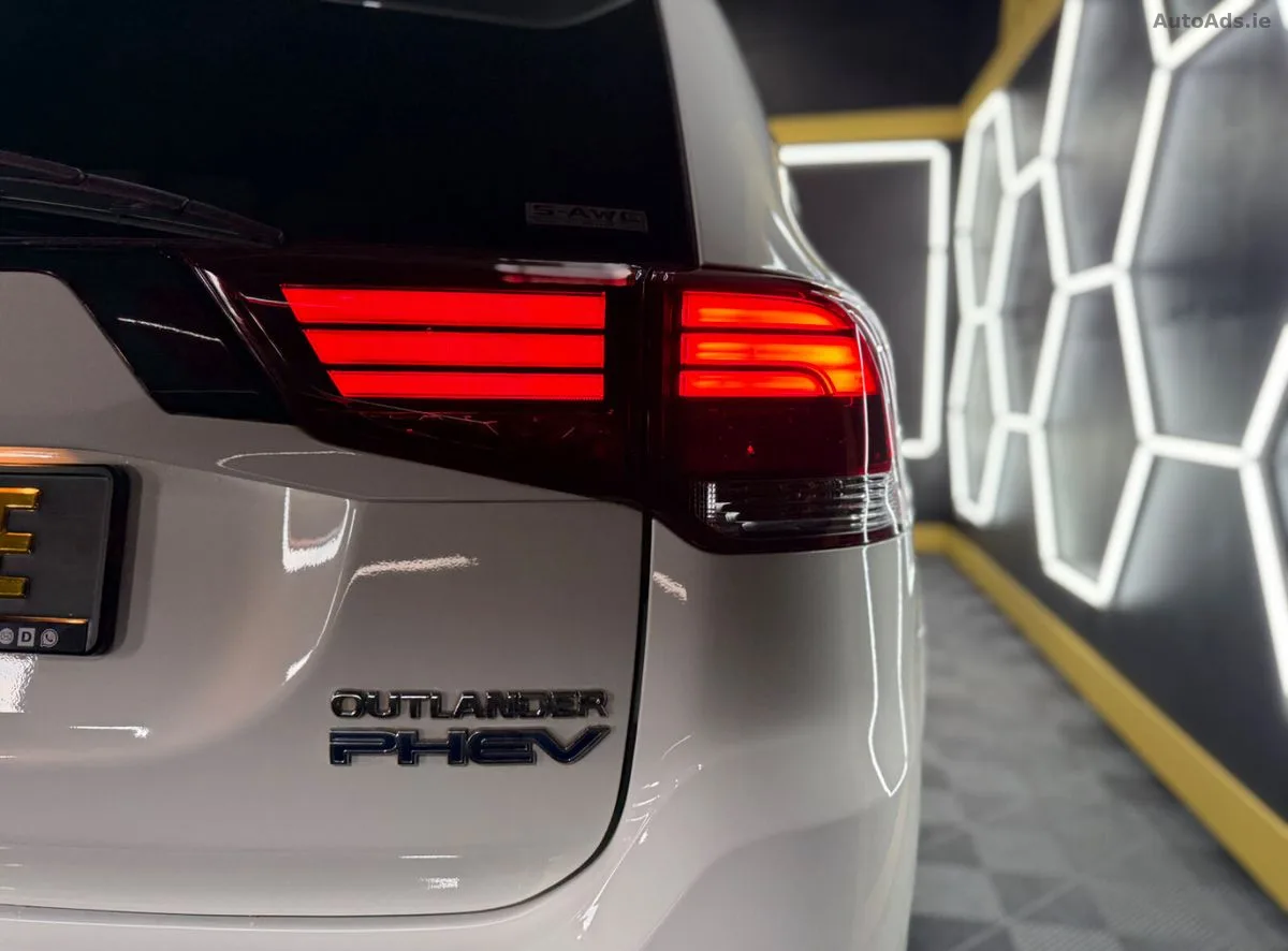 2019 Mitsubishi Outlander – photo 17