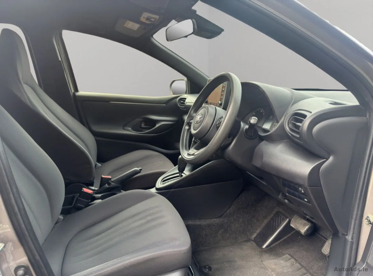 2021 Toyota Yaris – photo 4