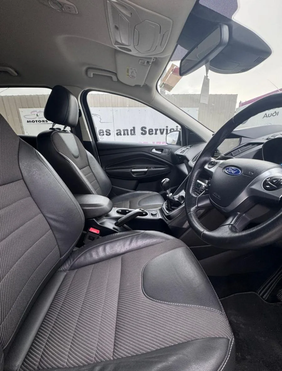 2016 Ford Kuga – photo 2