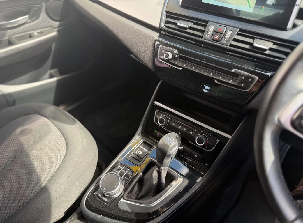 2017 BMW 218d – photo 11