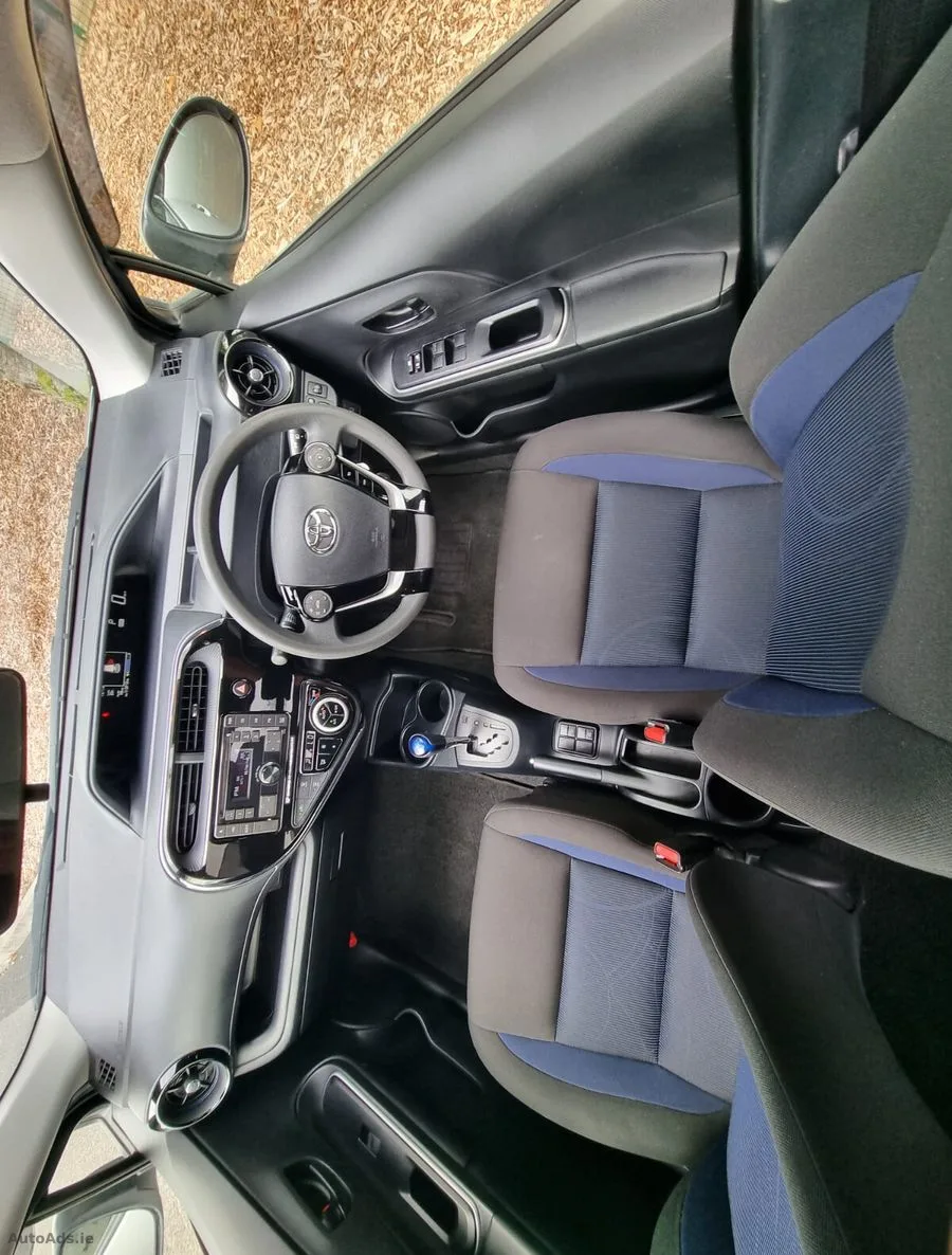 2019 Toyota Aqua – photo 14