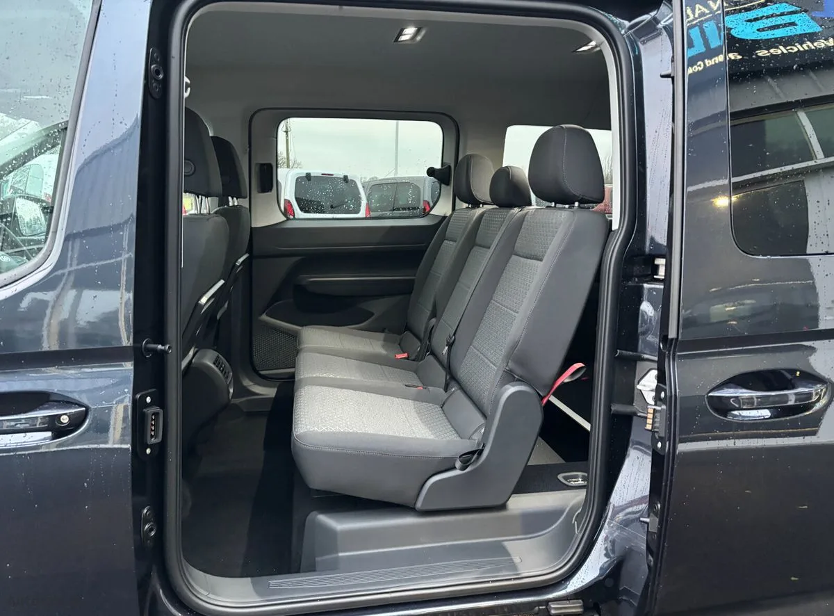 2026 Ford Tourneo Connect – photo 15