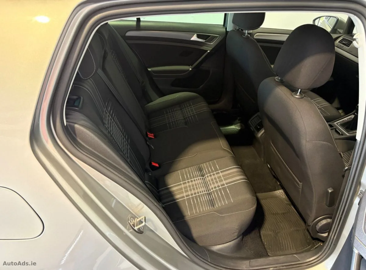 2016 Volkswagen Golf – photo 17