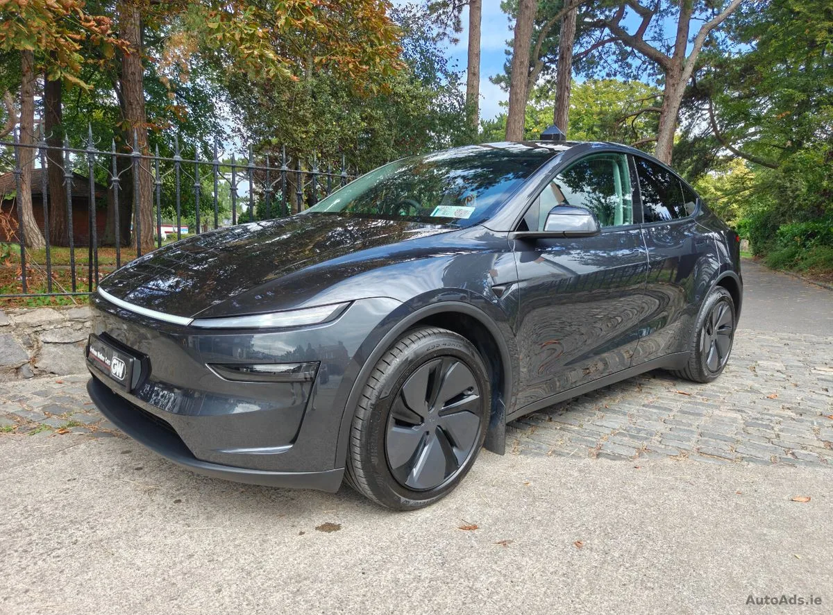 2025 Tesla Model Y