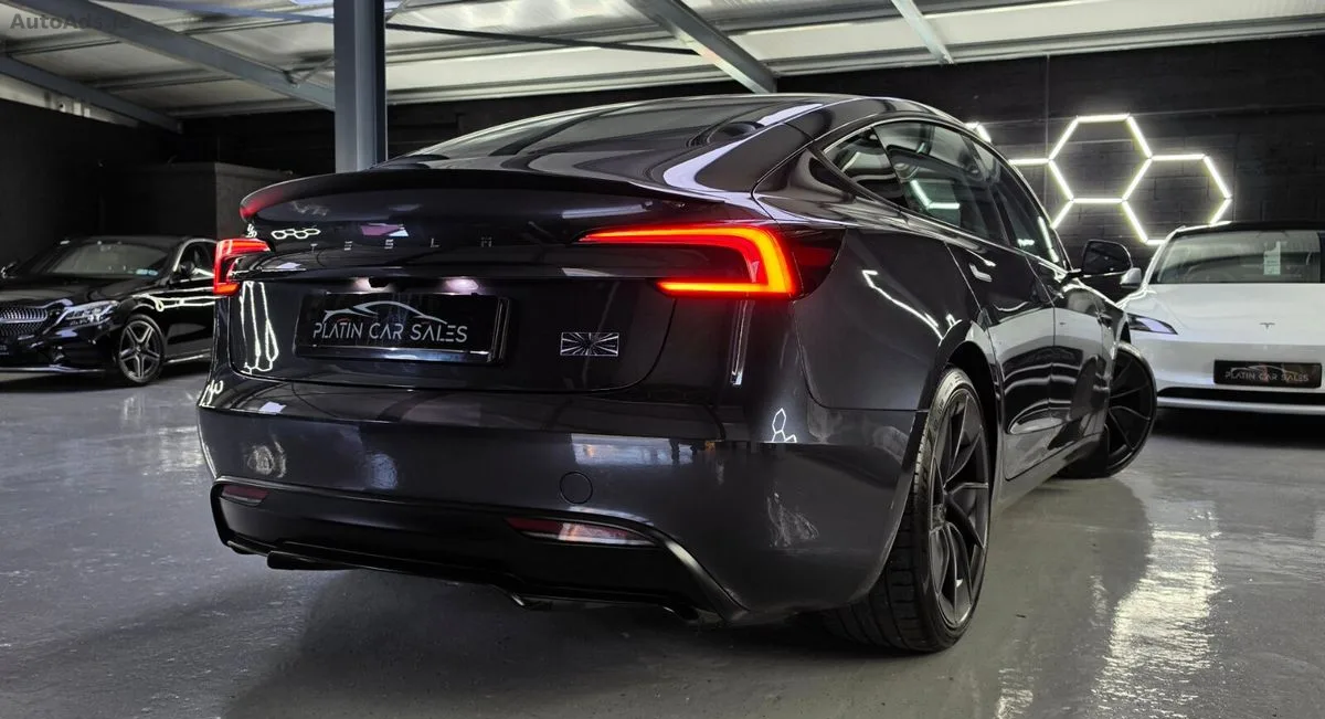 2024 Tesla Model 3 – photo 9