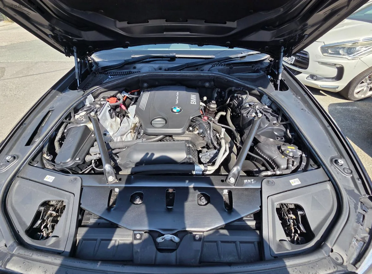 2017 BMW 5-Series – photo 9