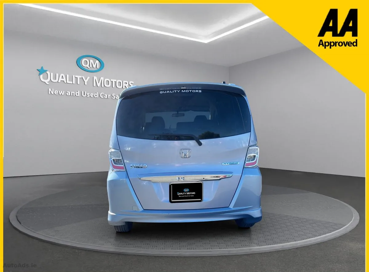 2014 Honda Freed – photo 6