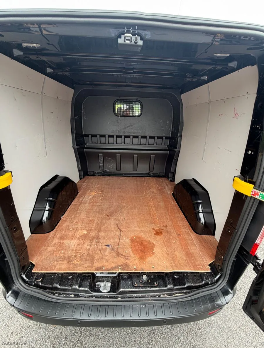 2020 Ford Transit – photo 11