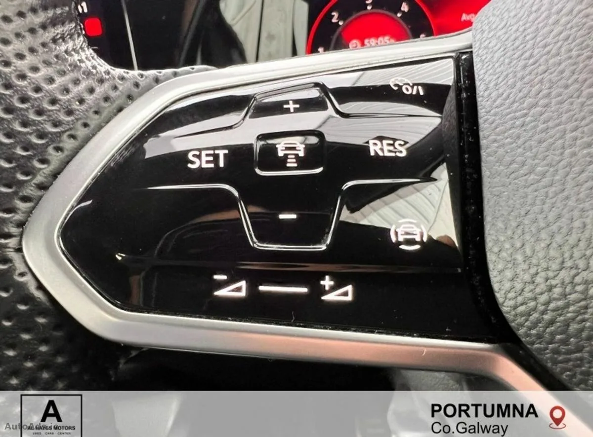 2022 Volkswagen Golf – photo 13