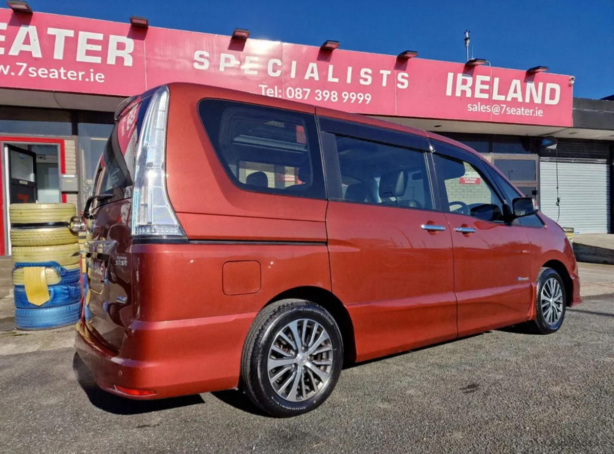 2015 Nissan Serena – photo 9