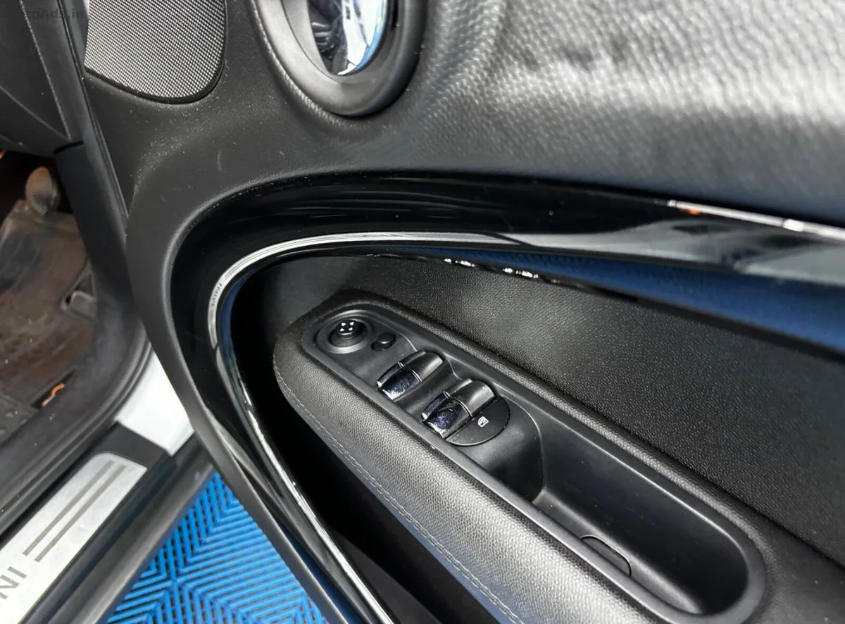 2015 Mini Countryman – photo 17