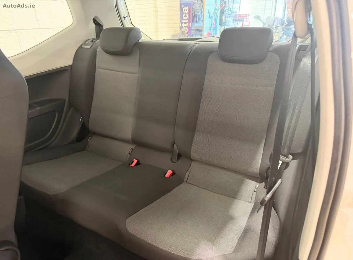 2014 Volkswagen up! – photo 14