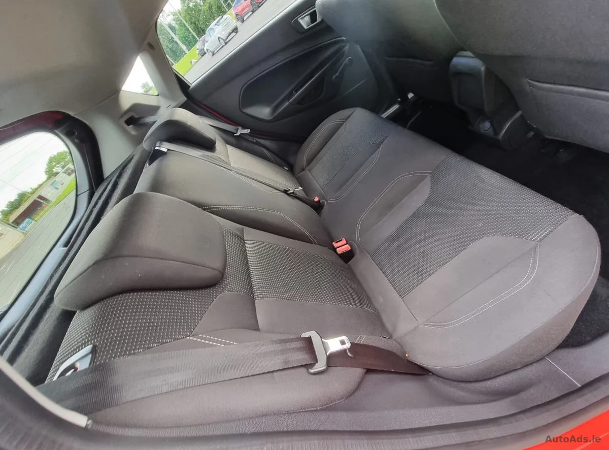 2017 Ford Fiesta – photo 15