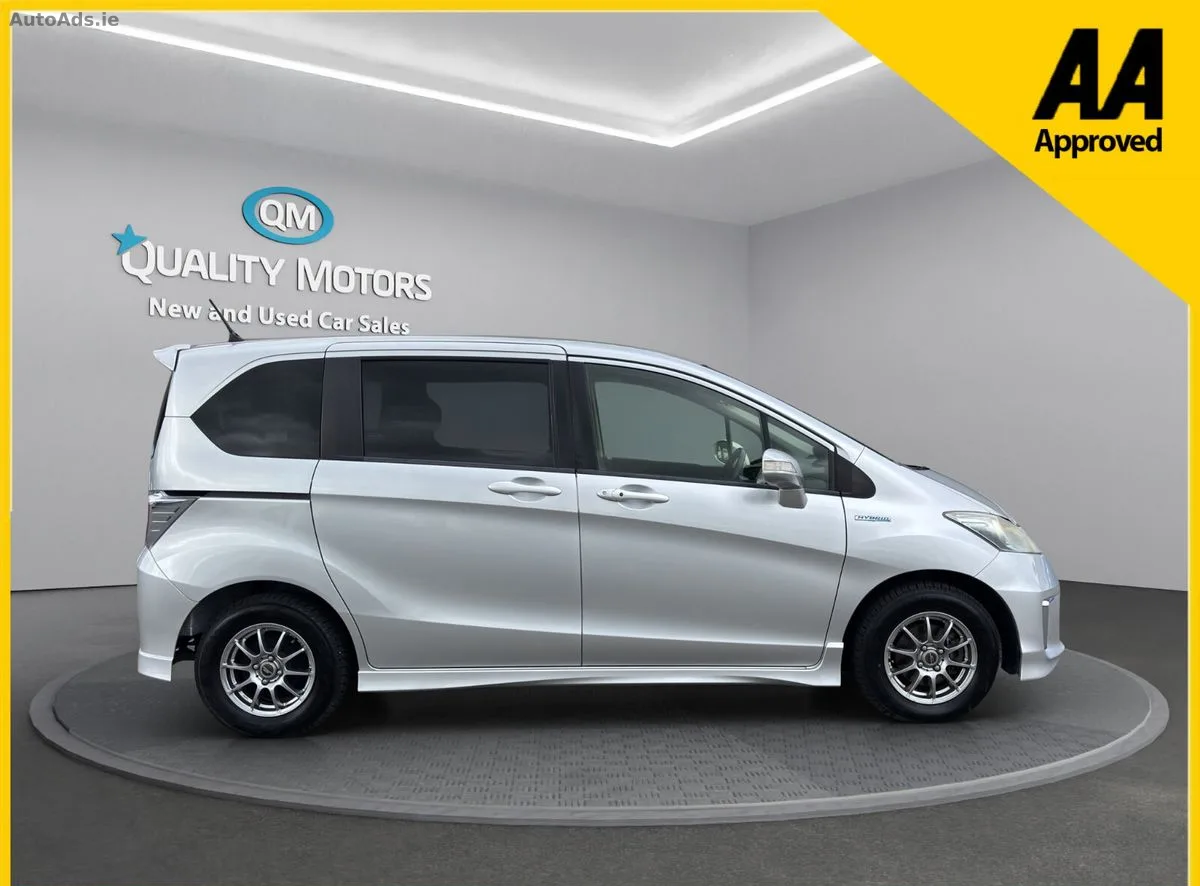 2014 Honda Freed – photo 8