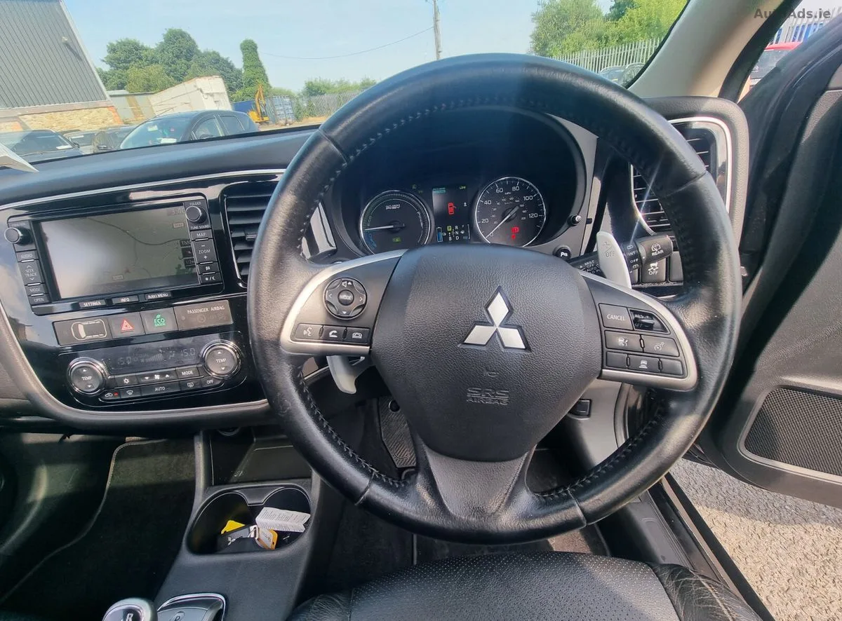 2015 Mitsubishi Outlander – photo 19