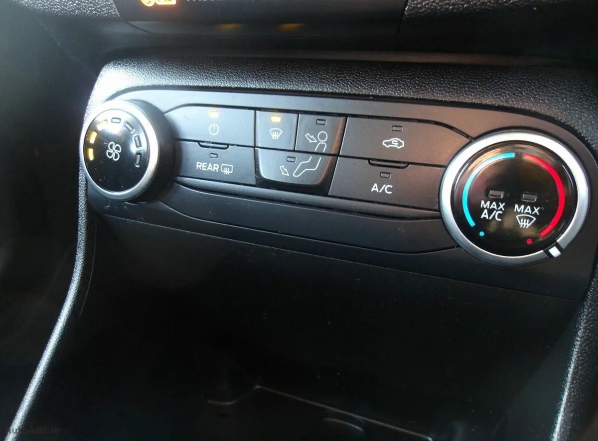 2018 Ford Fiesta – photo 13