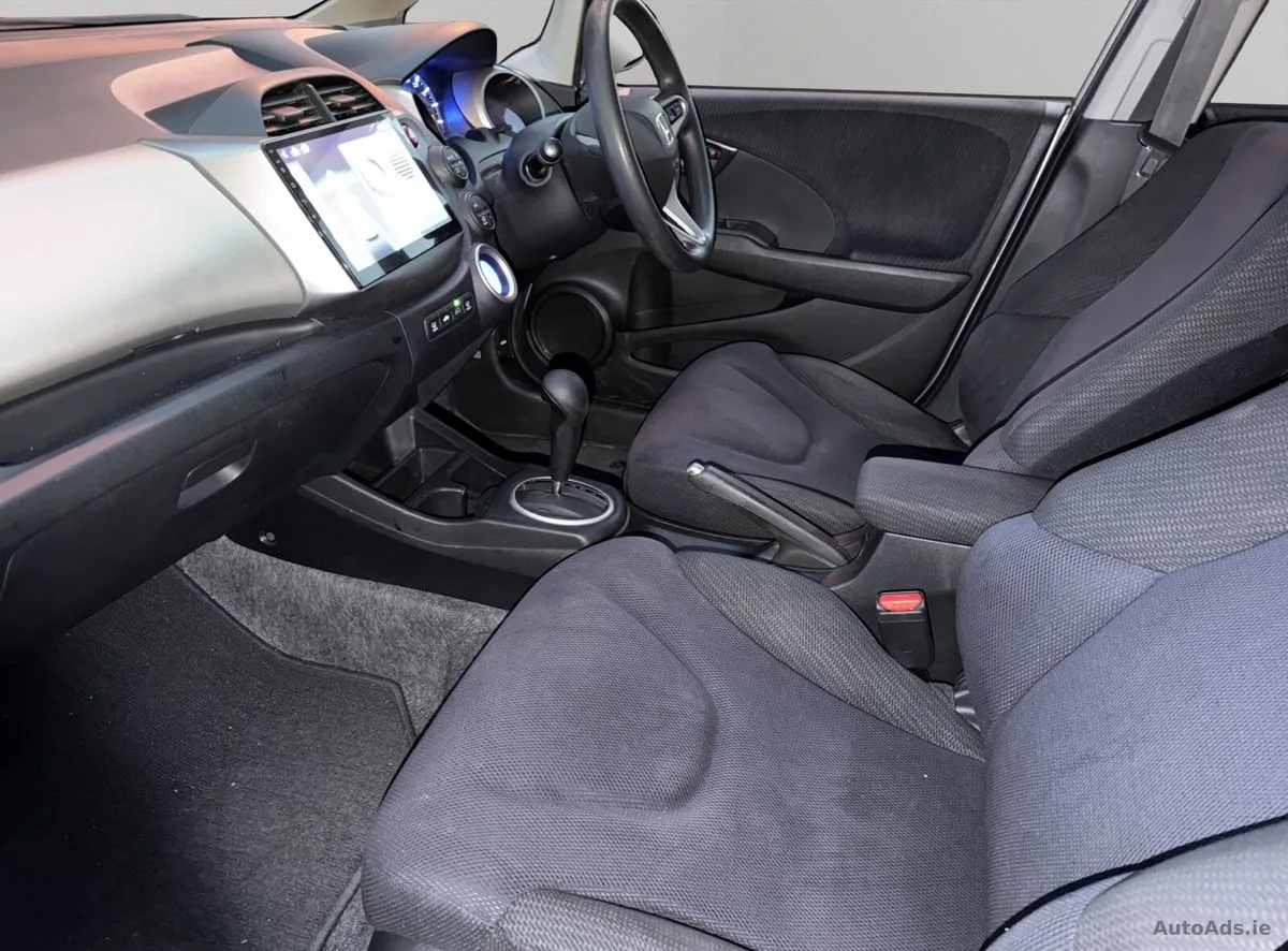2011 Honda Fit – photo 15