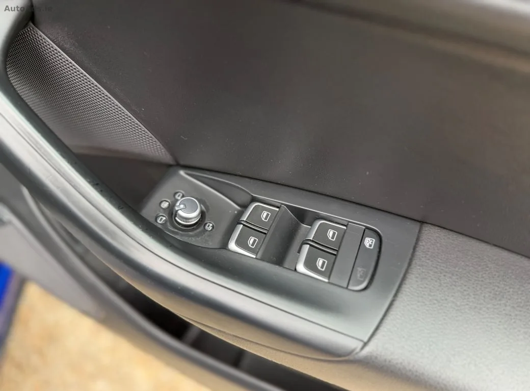 2016 Audi RS Q3 – photo 16