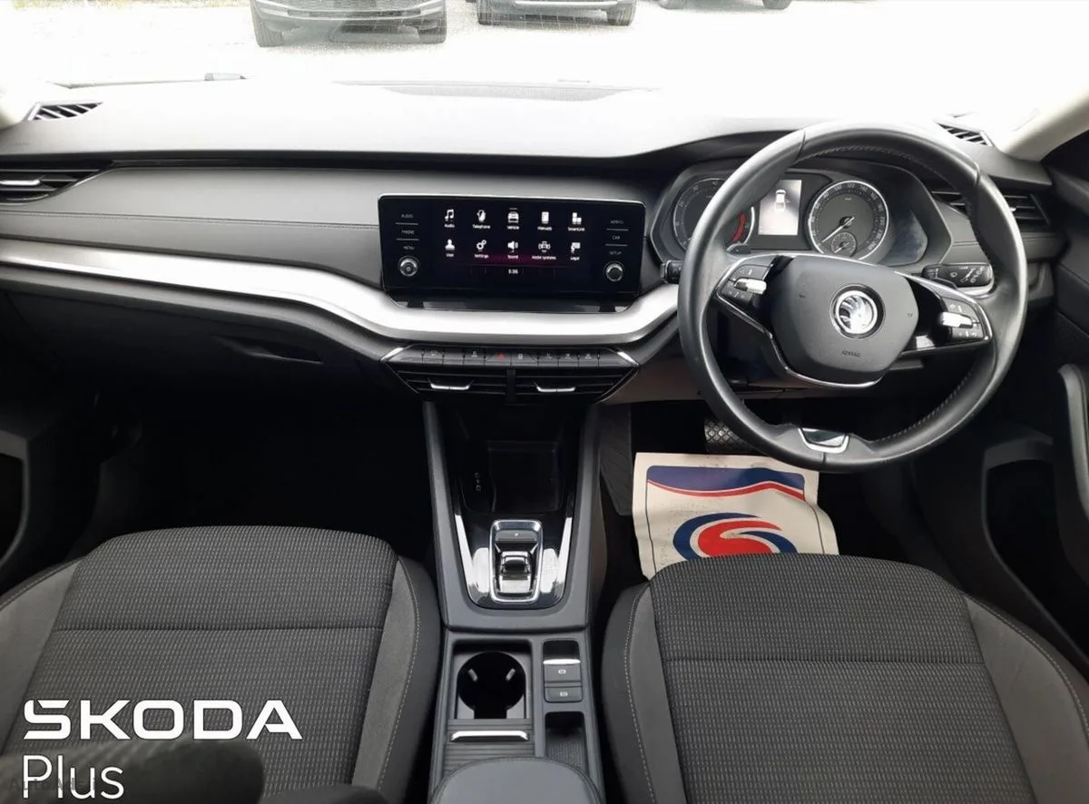 2024 Skoda Octavia – photo 2