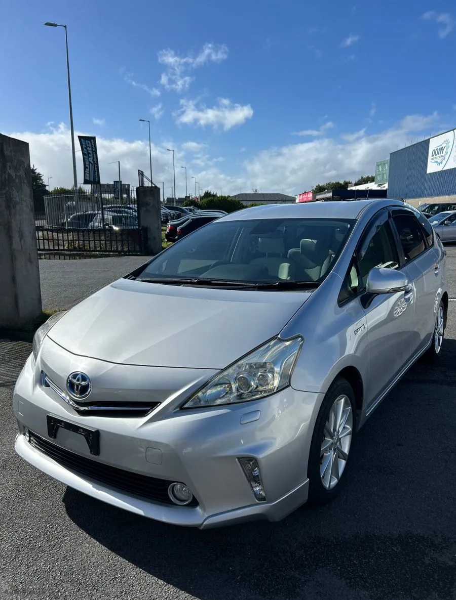 2014 Toyota Prius – photo 3