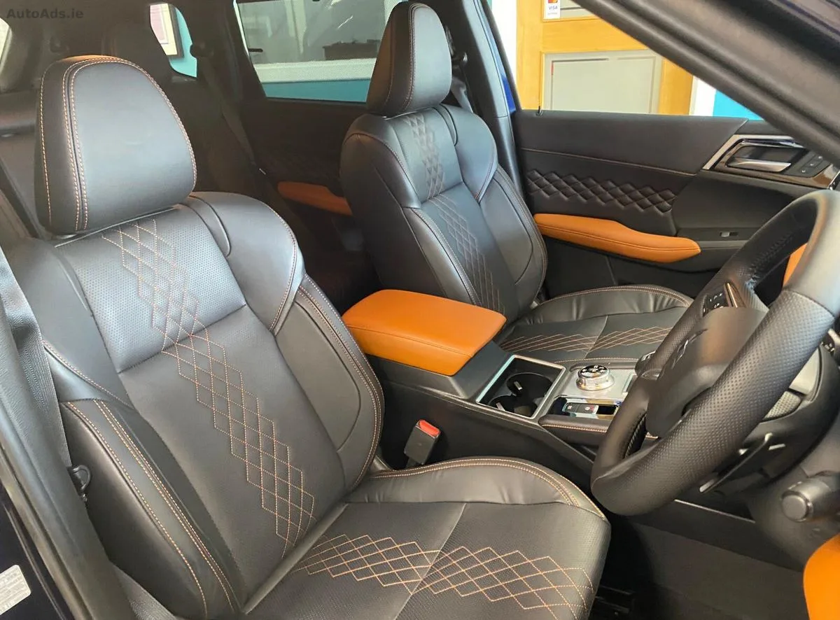 2022 Mitsubishi Outlander – photo 11