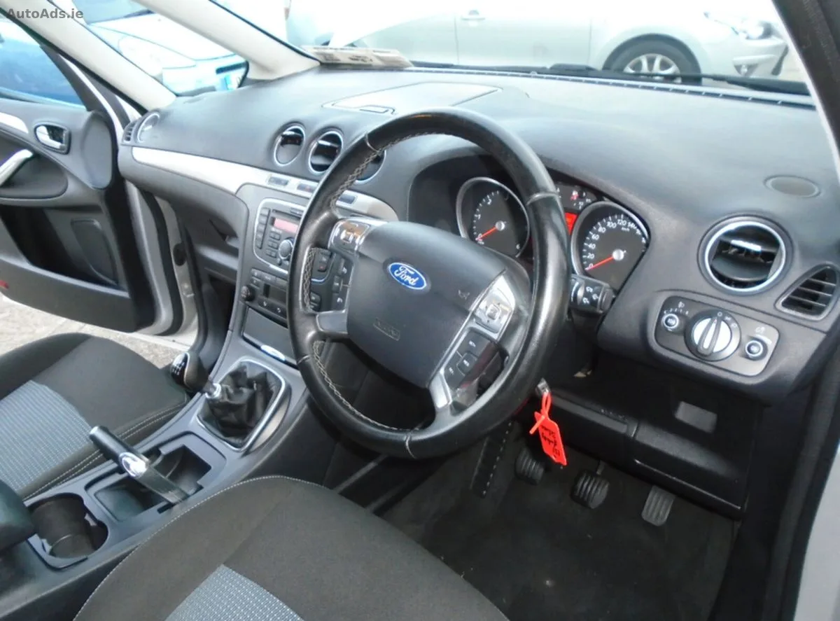 2013 Ford Galaxy – photo 11
