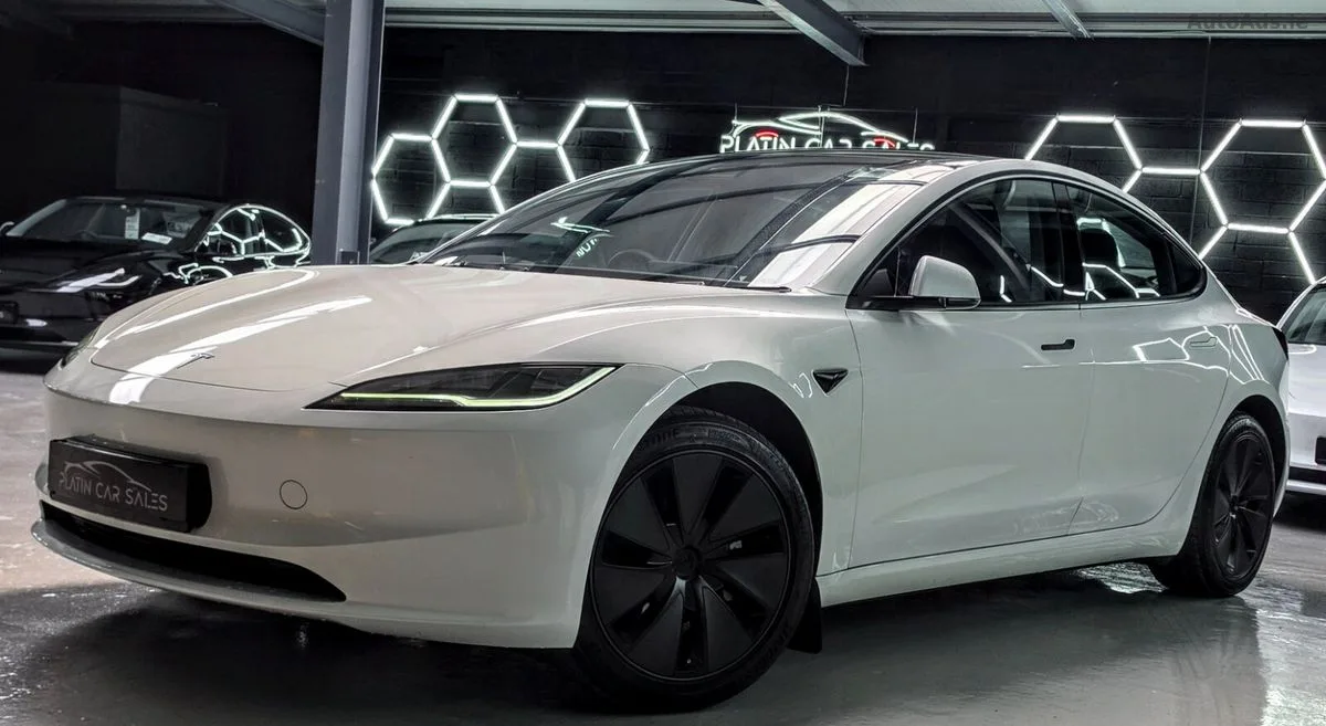 2024 Tesla Model 3 – photo 2