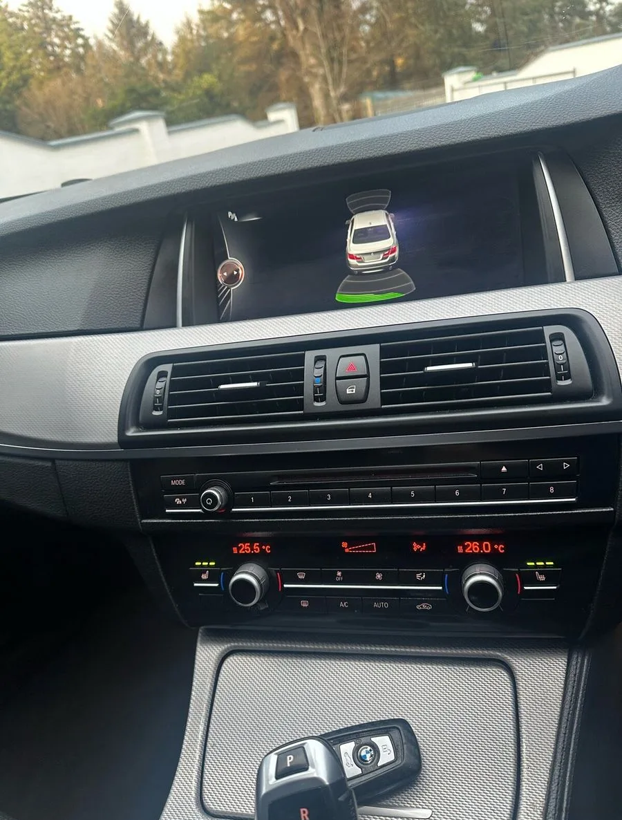 2016 BMW 5-Series – photo 10