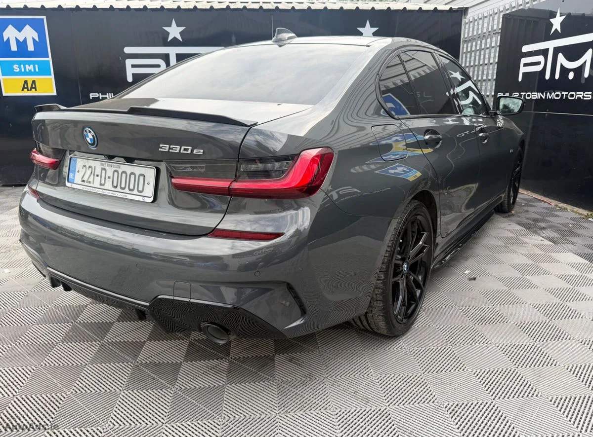 2022 BMW 3-Series – photo 11