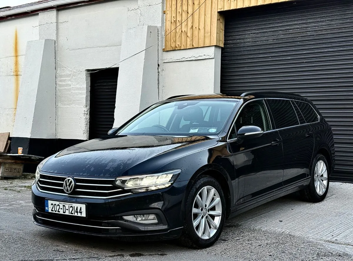 2020 Volkswagen Passat – photo 2