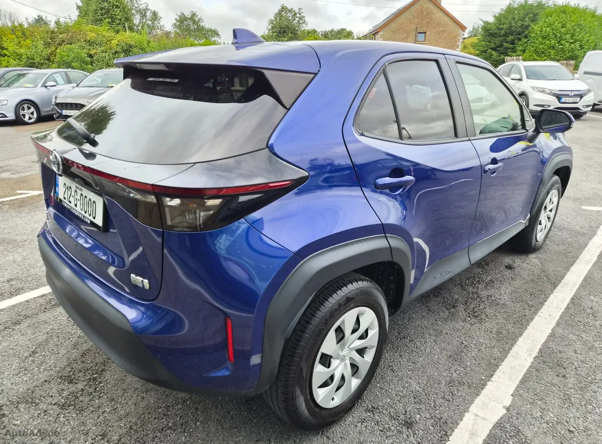 2021 Toyota Yaris Cross – photo 3