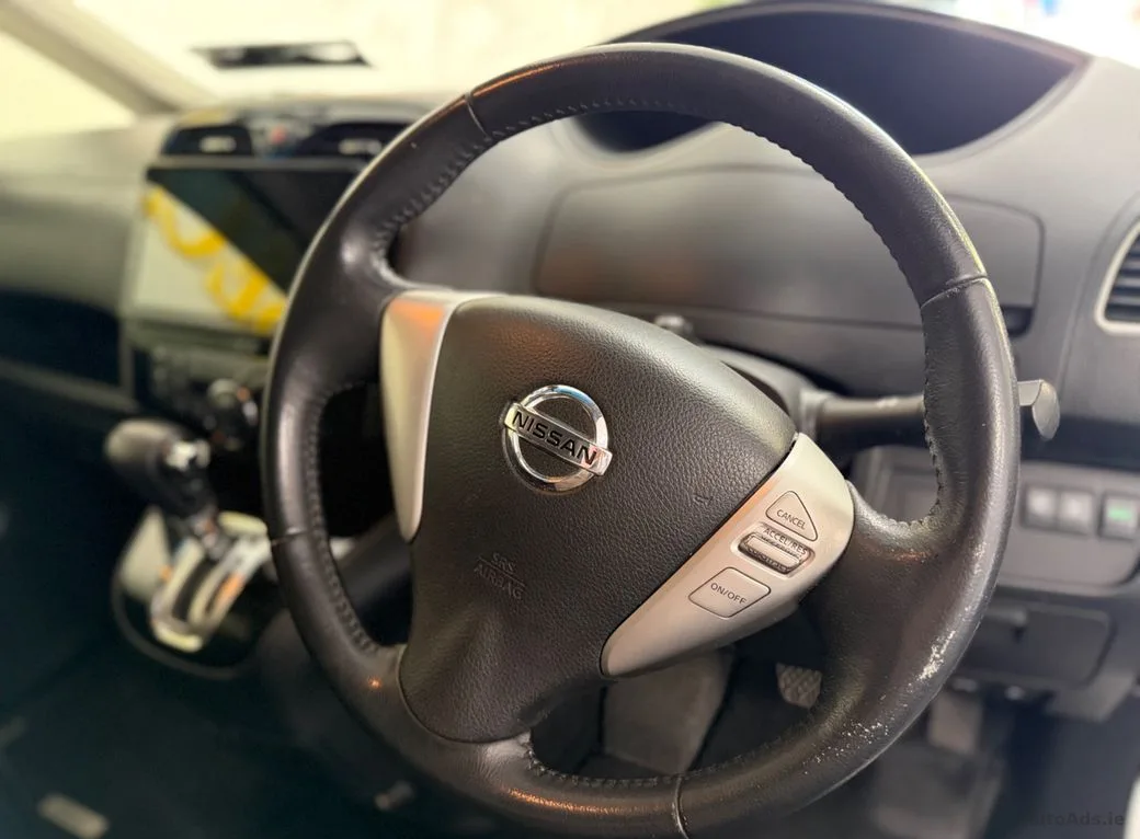 2015 Nissan Serena – photo 8