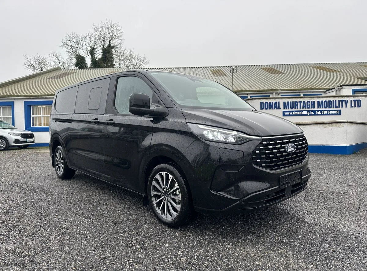 2026 Ford Tourneo Custom