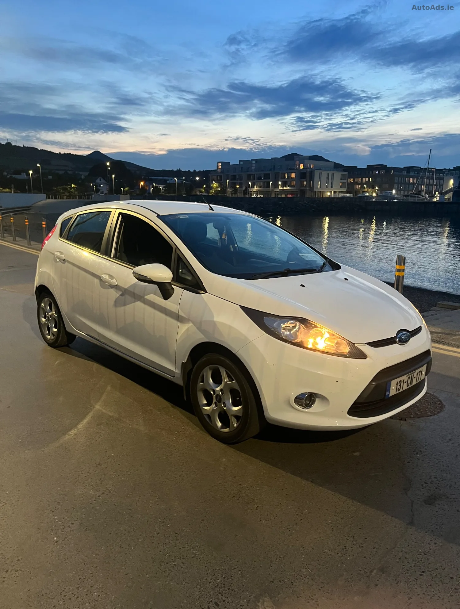 2013 Ford Fiesta – photo 3