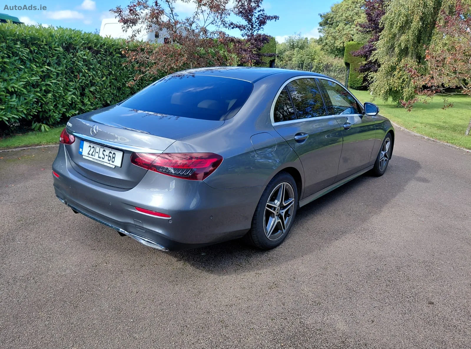 2022 Mercedes-Benz E-Class – photo 3
