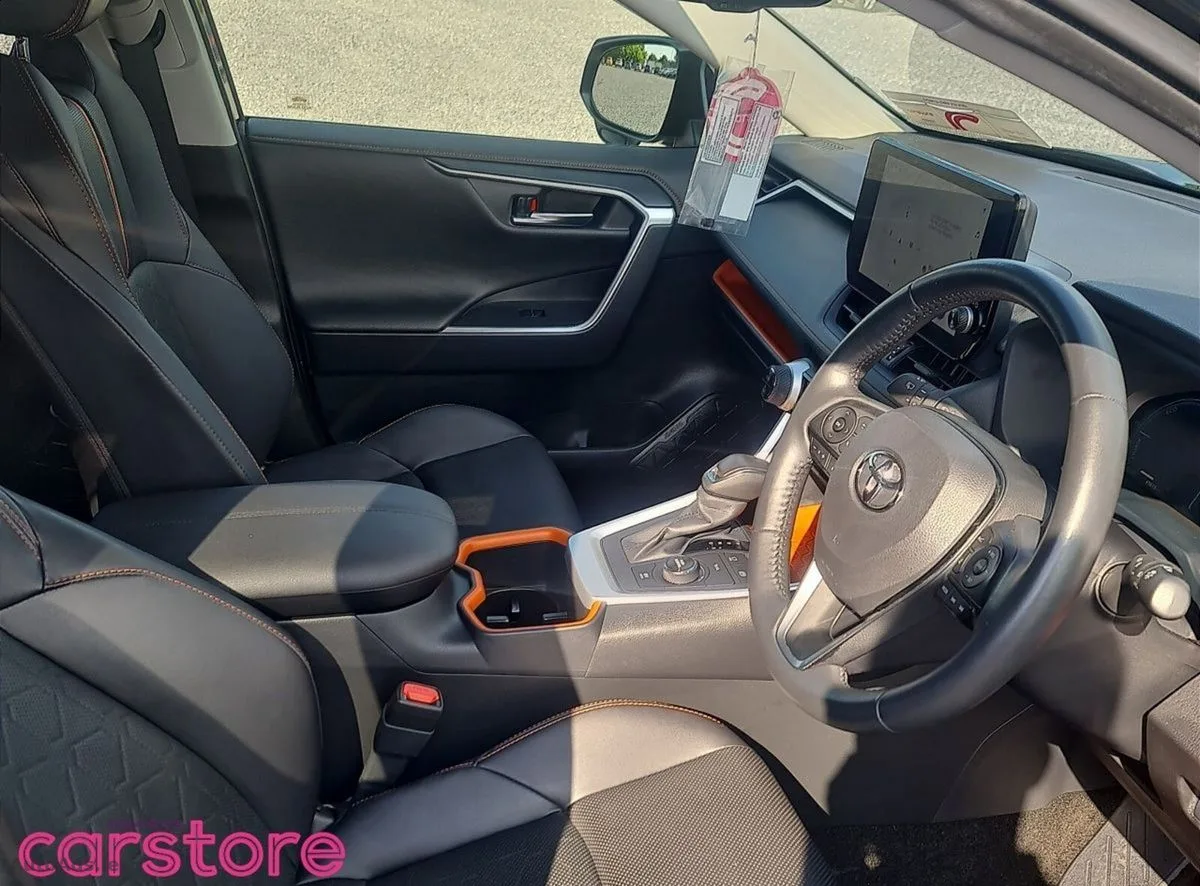 2023 Toyota RAV4 – photo 12