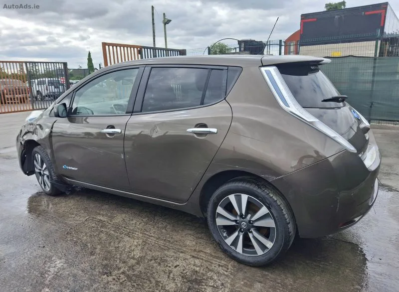 2016 Nissan Leaf – photo 4