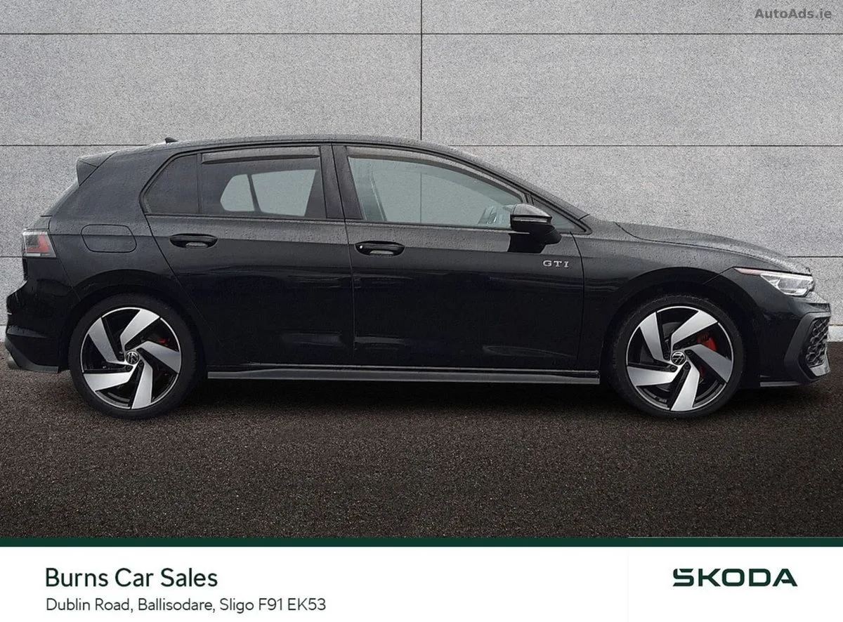 2025 Volkswagen Golf – photo 11