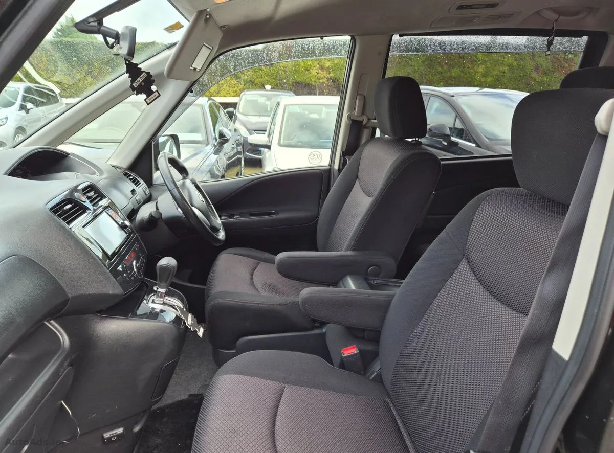 2013 Nissan Serena – photo 12