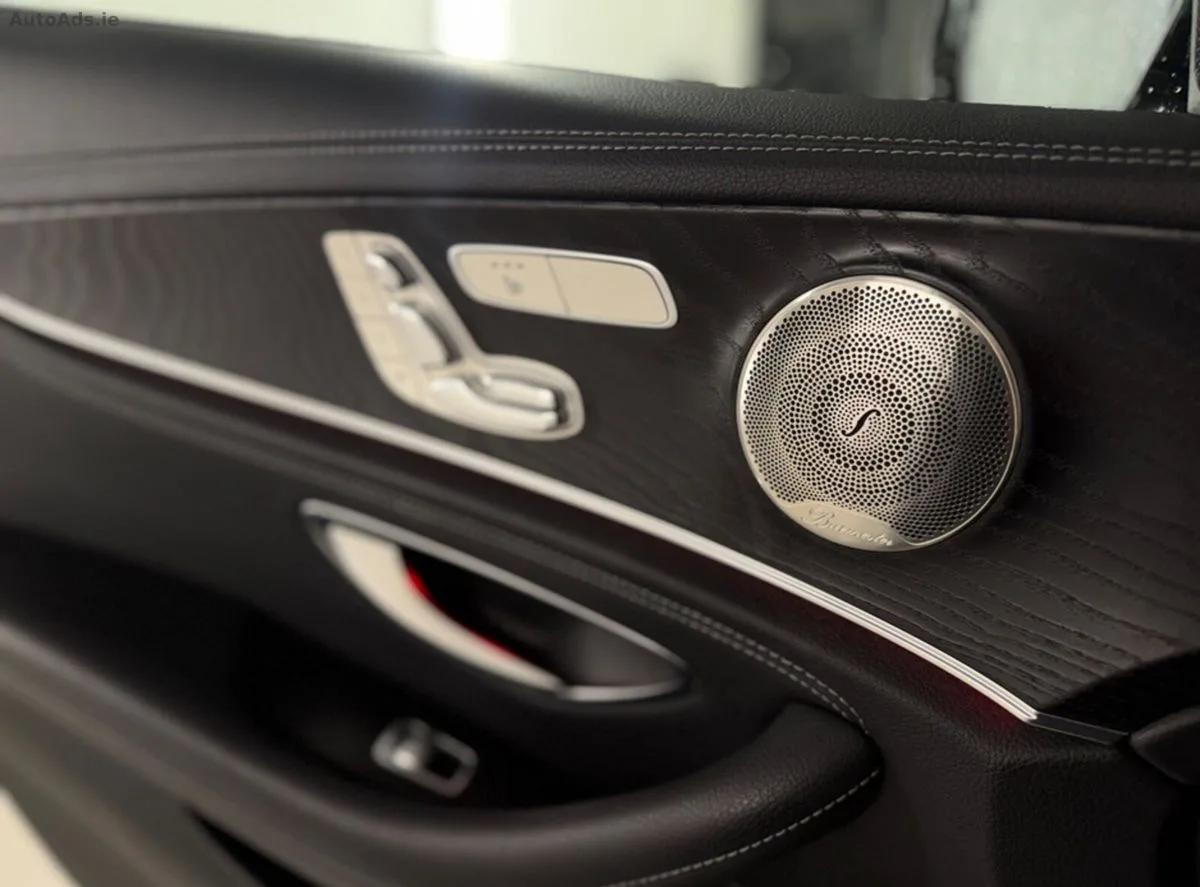 2021 Mercedes-Benz E-Class – photo 18