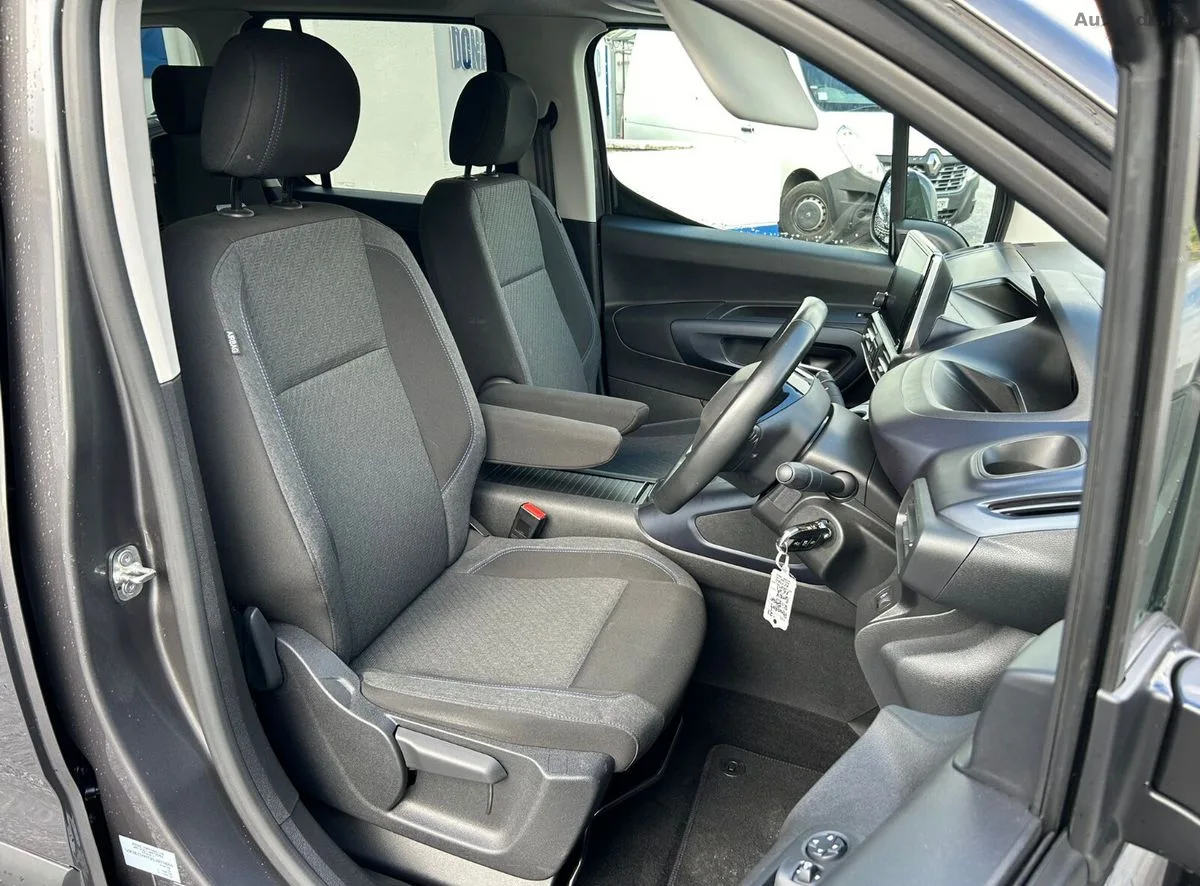 2021 Peugeot Rifter – photo 17