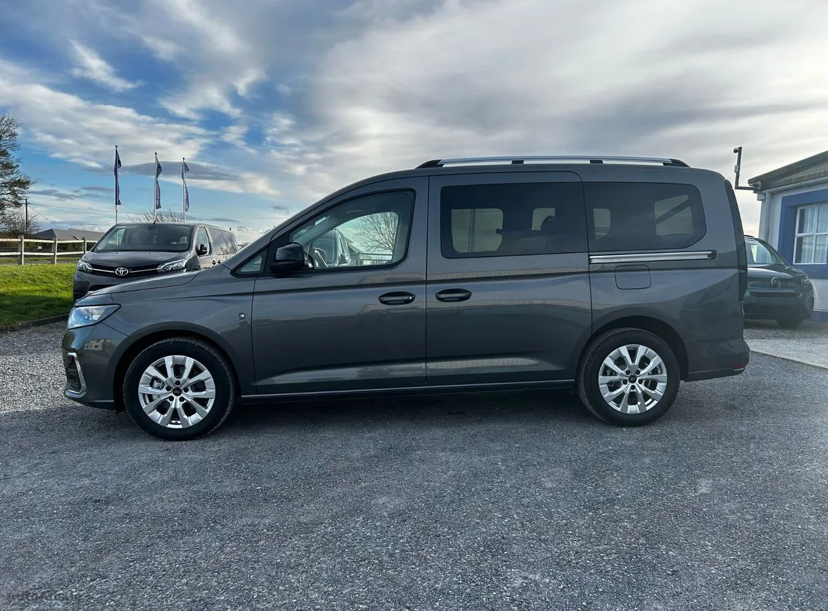 2026 Ford Tourneo Connect – photo 4