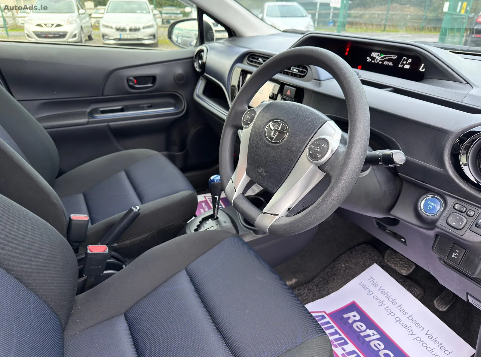 2015 Toyota Aqua – photo 11