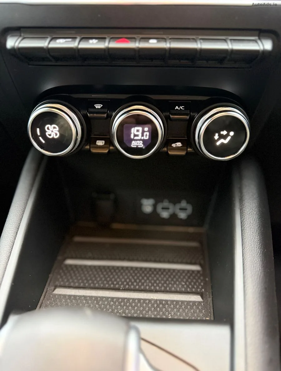 2022 Renault Captur – photo 18