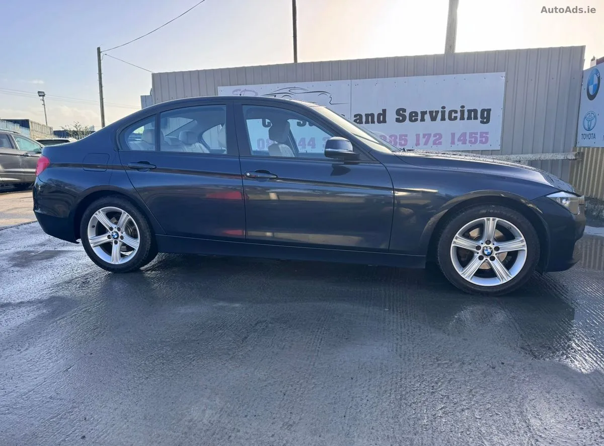 2015 BMW 3-Series – photo 12