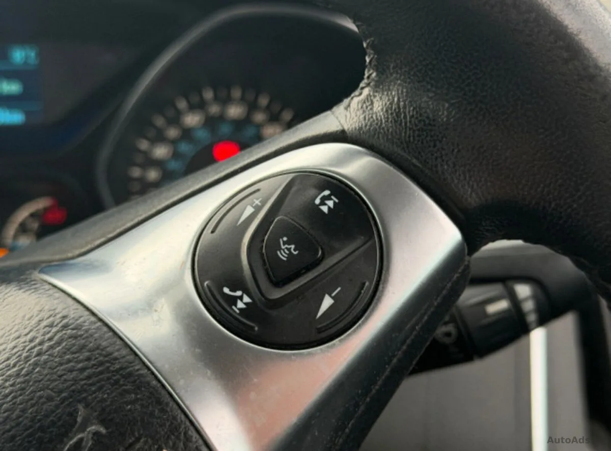 2013 Ford Focus – photo 17